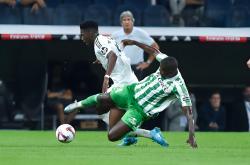 开云体育app-包含摩德里奇神技抢点，皇马继续豪取联赛三连胜的词条