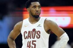 开云体育app-凯尔特人绝杀湖人，米切尔高光表现