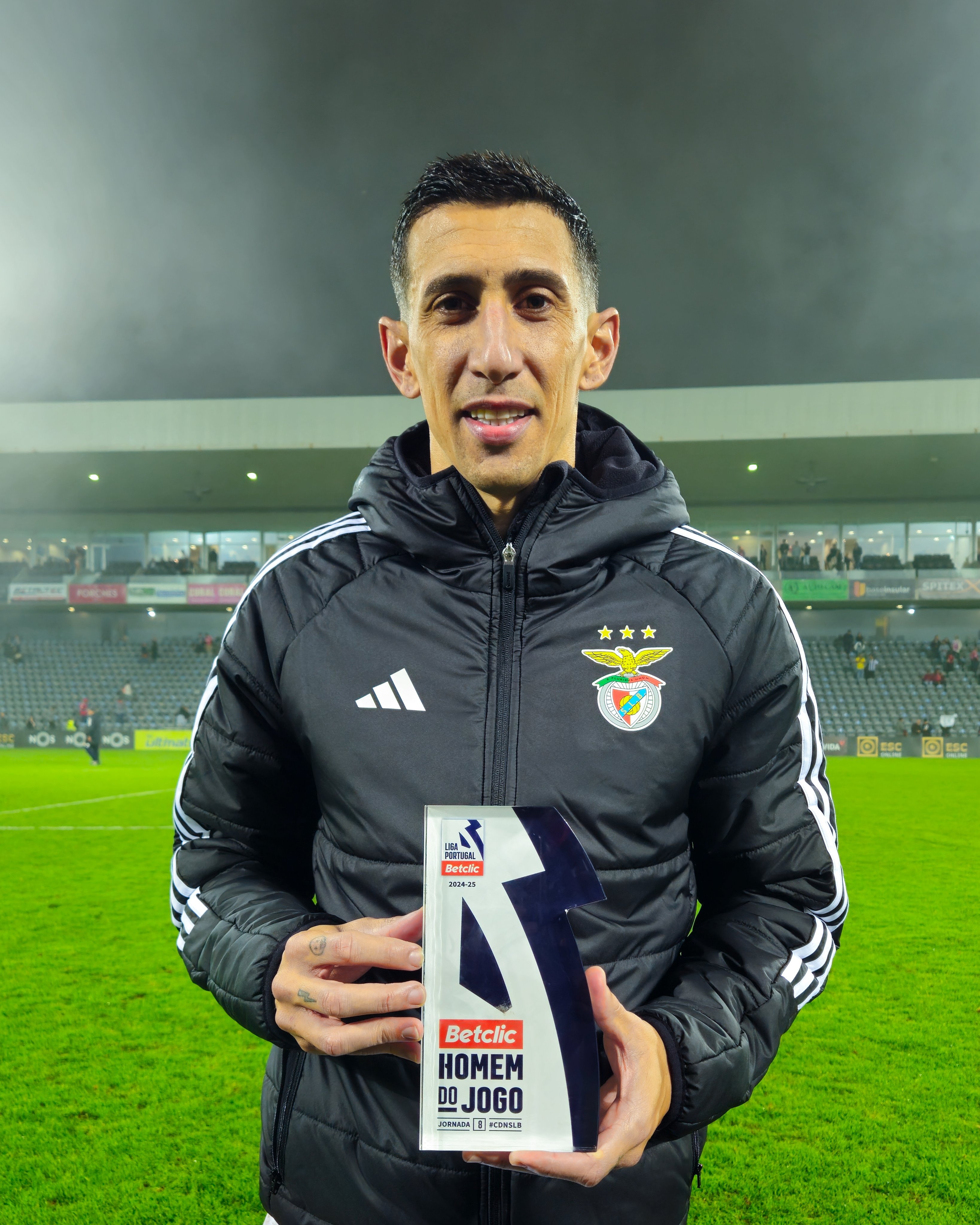 卡利亚里主帅宣布离队,球队寻找新火力 卡利亚里主帅宣布离队,球队寻找新火力