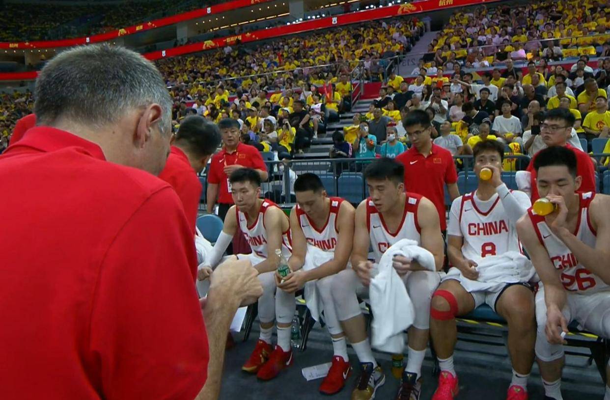 内蒙古男篮强势击败对手,领先优势 内蒙古男篮强势击败对手,领先优势