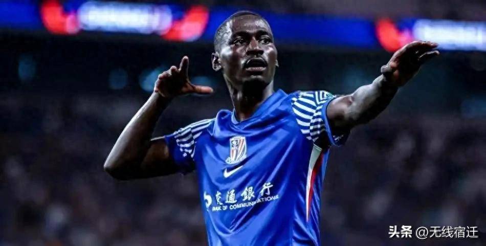 上海申花客场不敌河南嵩山龙，排名下滑