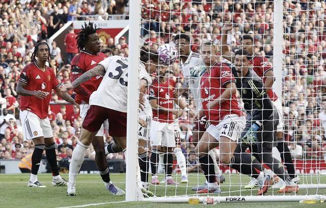 曼联客场战平布莱顿,保持稳健联赛表现 曼联客场战平布莱顿,保持稳健联赛表现