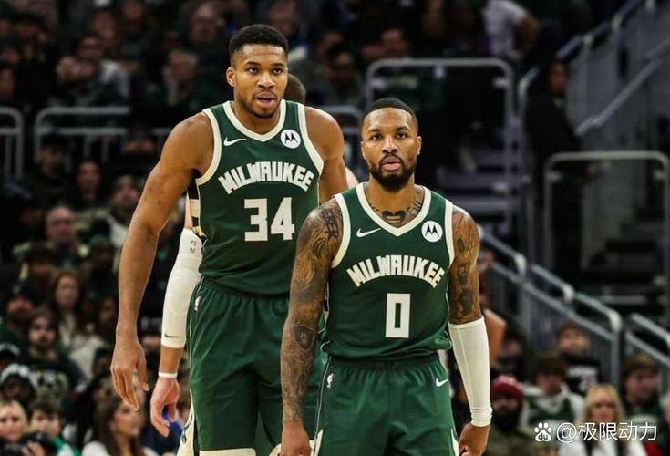 关于雄鹿B队绝地反击雄鹿，米尔萨普统治全场的信息