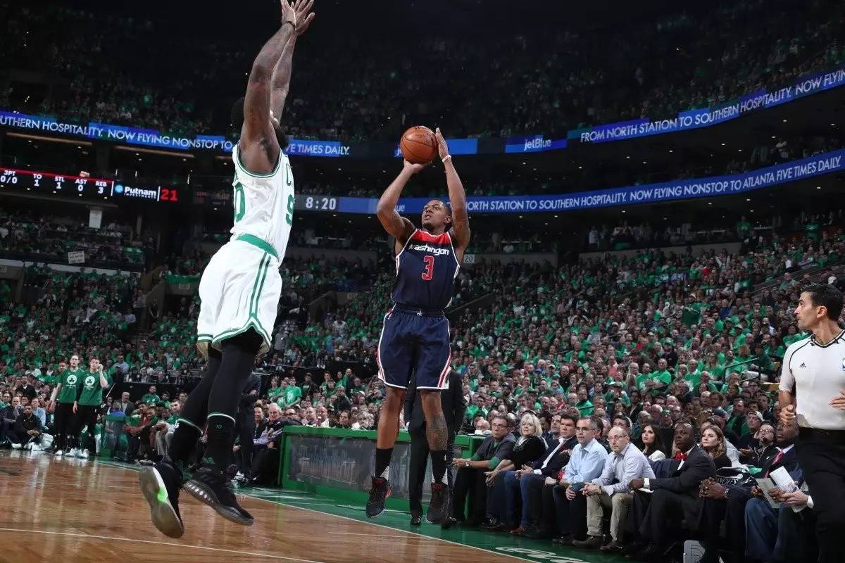 山东队绝杀凯尔特人,福克斯点燃赛场的简单介绍 山东队绝杀凯尔特人,福克斯点燃赛场的简单介绍